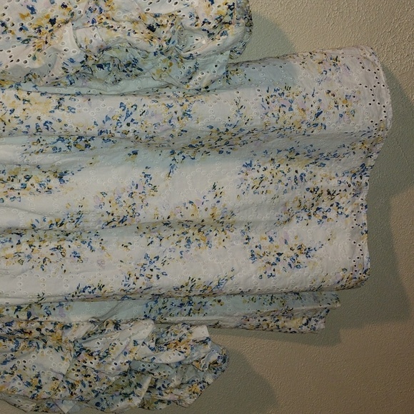 CeCe Floral Eyelet Boho Puff 3/4 Sleeves Top S - Picture 3 of 7